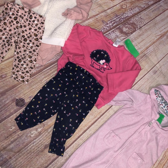 Carter's Other - Carters baby girl bundle 12m